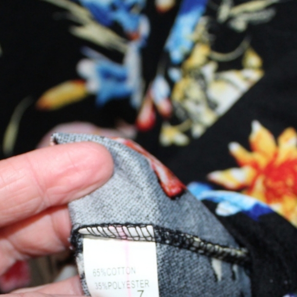 Women's Floral Flared Swing Dress - Picture 15 of 16